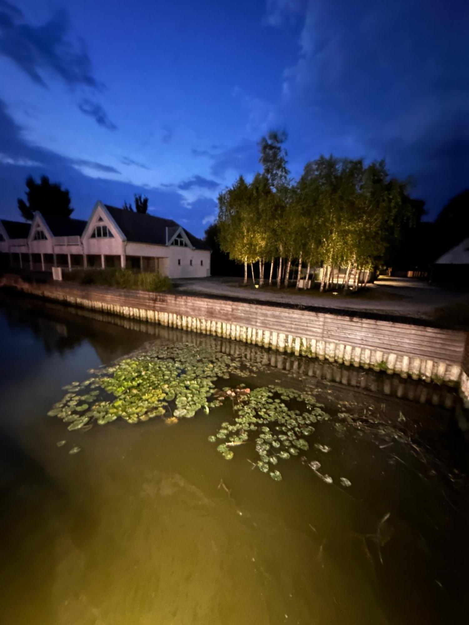 Haus Am See Neusiedl am See Exterior foto